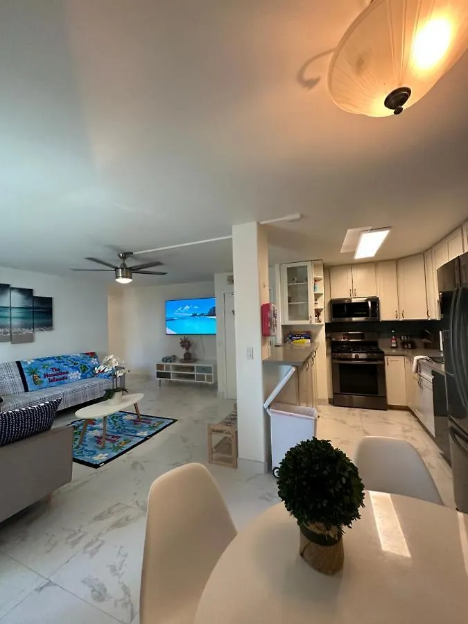 Wellcome To Lovely Condo 2 Beds 2 Baths Free Parking In Waikiki Beach Honolulu Apartment